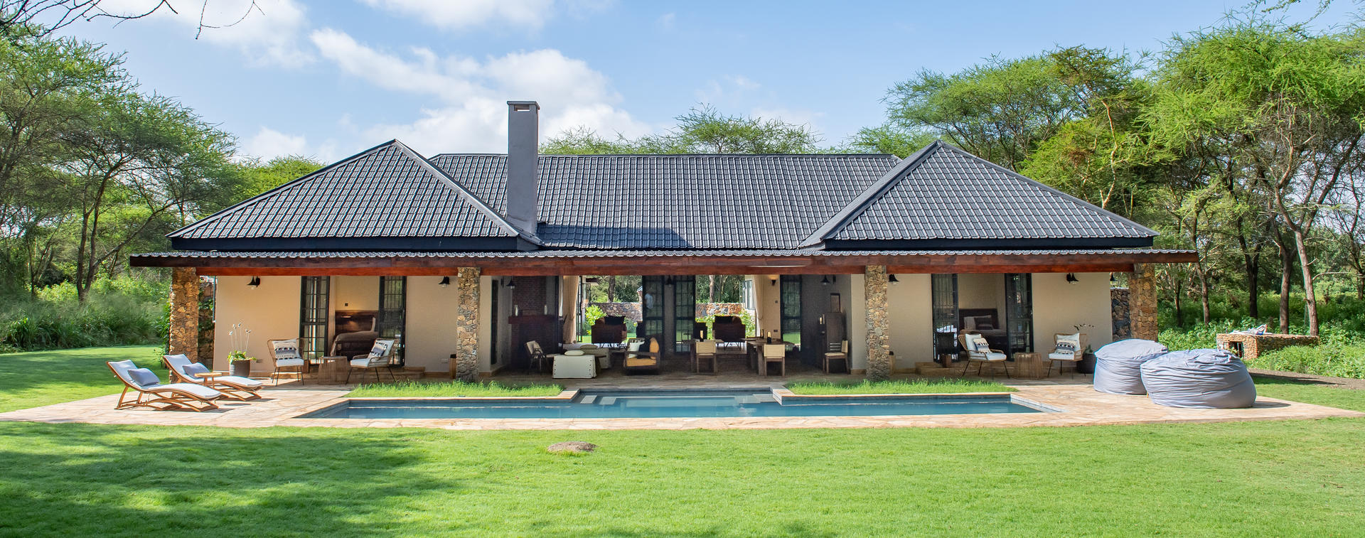 Hammerkop House