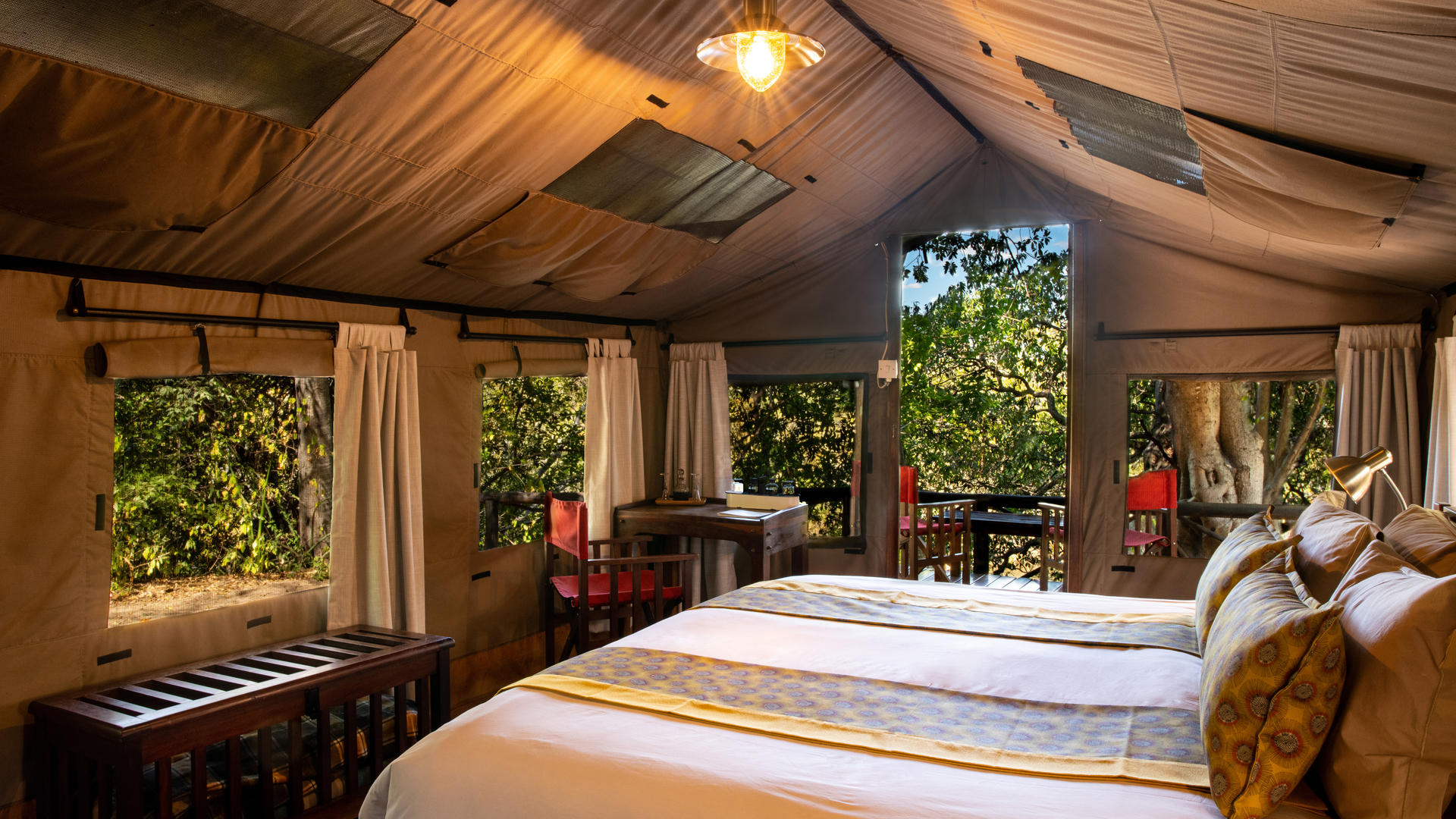 Ichingo Chobe River Lodge