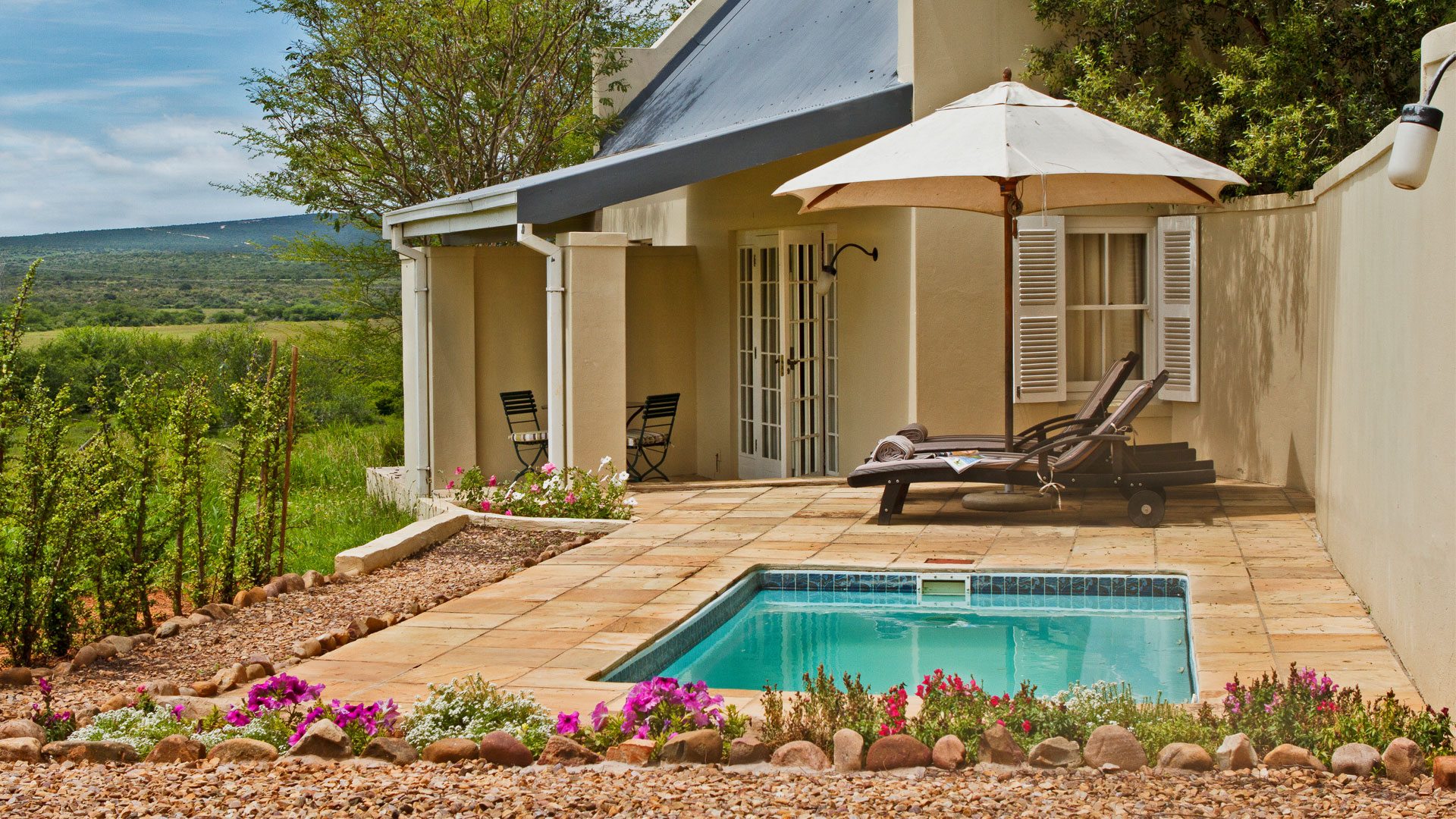 Riverbend Lodge