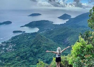 Morne Seychellois Hiking