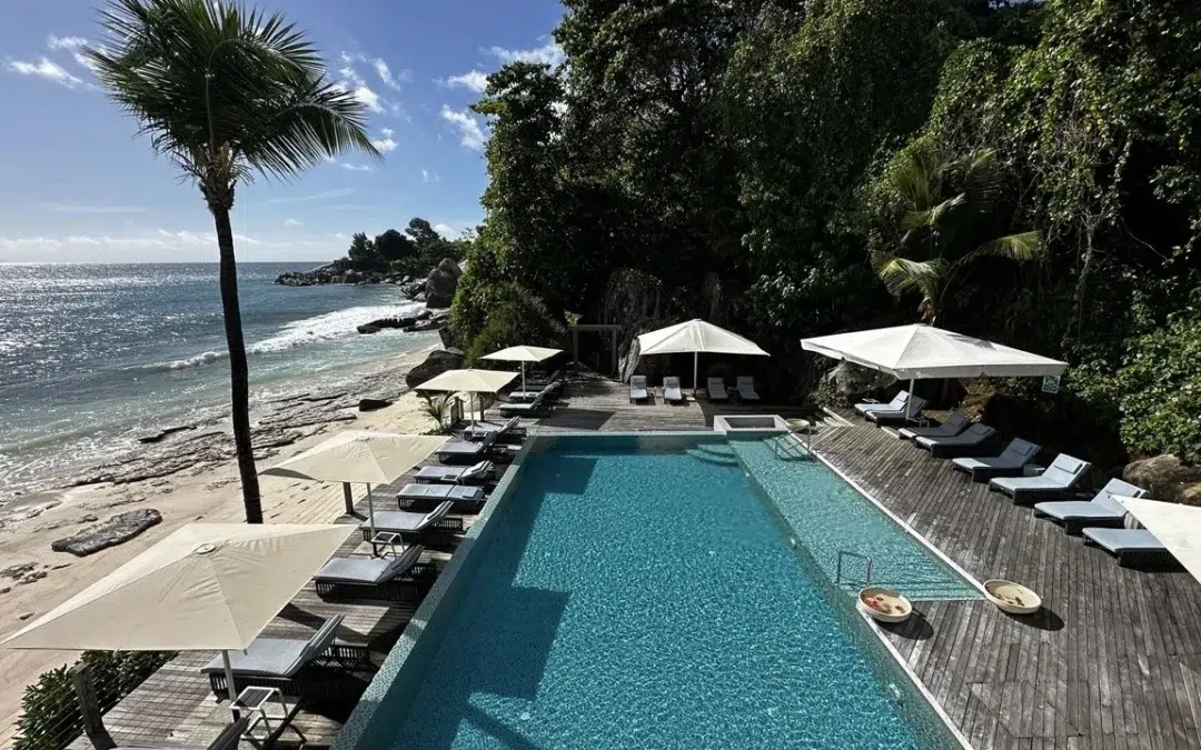 Carana Beach Hotel